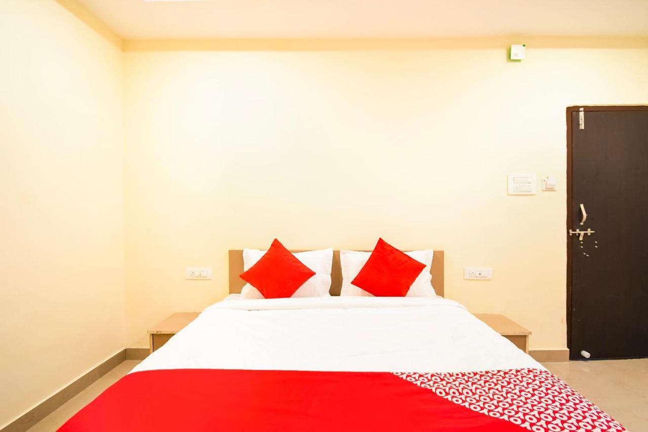 Oyo Flagship 45586 Hotel Airport Inn Raipur  Exterior photo
